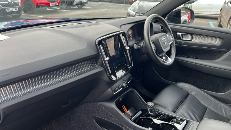 Volvo Xc40 P8 Recharge 300kW 78kWh First Edition 5dr AWD Auto Electric Estate